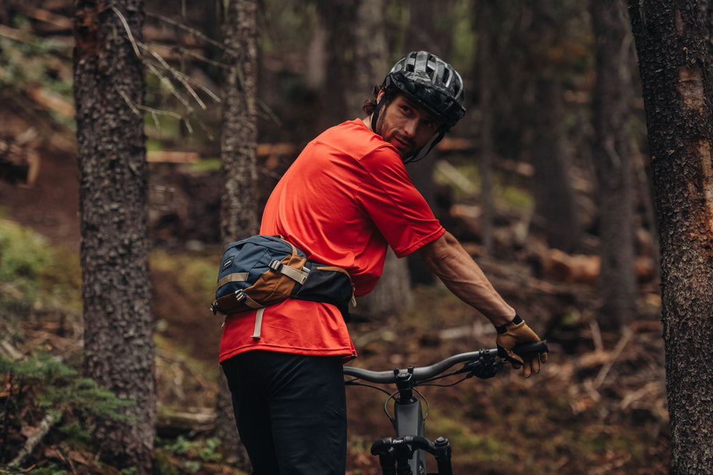 Hot Laps Hip Pack 5L - Black