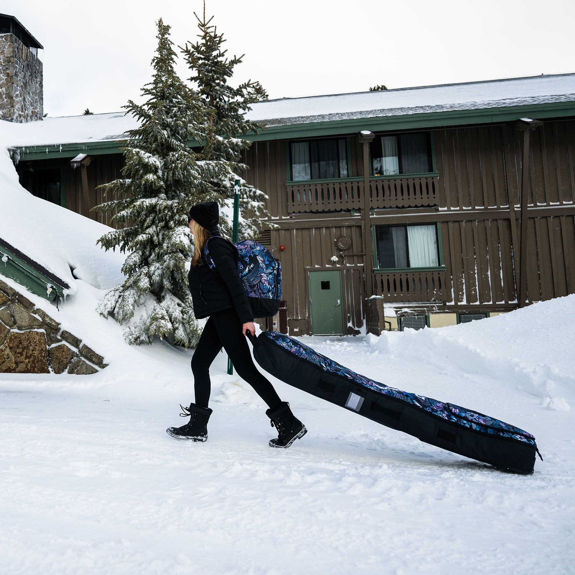 Low Roller Snowboard Bag X B4BC - B4BC Kingdom